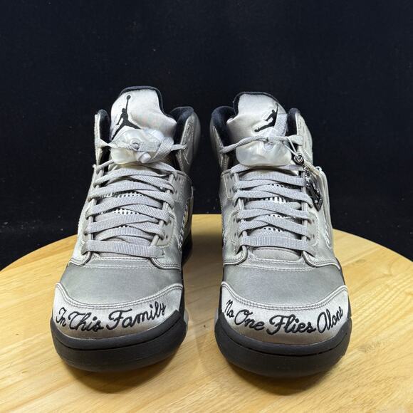 Air Jordan 5 Retro Wings Womens Grey Shoes Sz 7.5 New Sneaker IO2038-001 - Picture 6 of 10